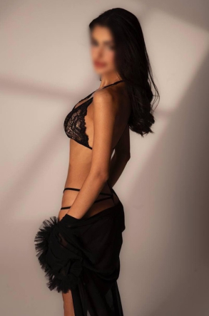 Escort  Jocelyn from Central London