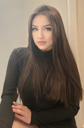 Escort Adallyn from Central London